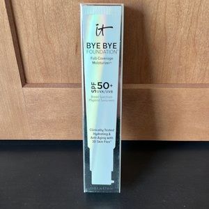 New! IT cosmetics Bye Bye Foundation